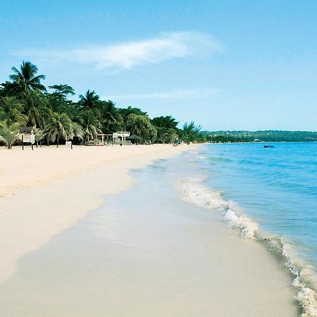 Ayurveda Resort ネグリル エクステリア 写真
