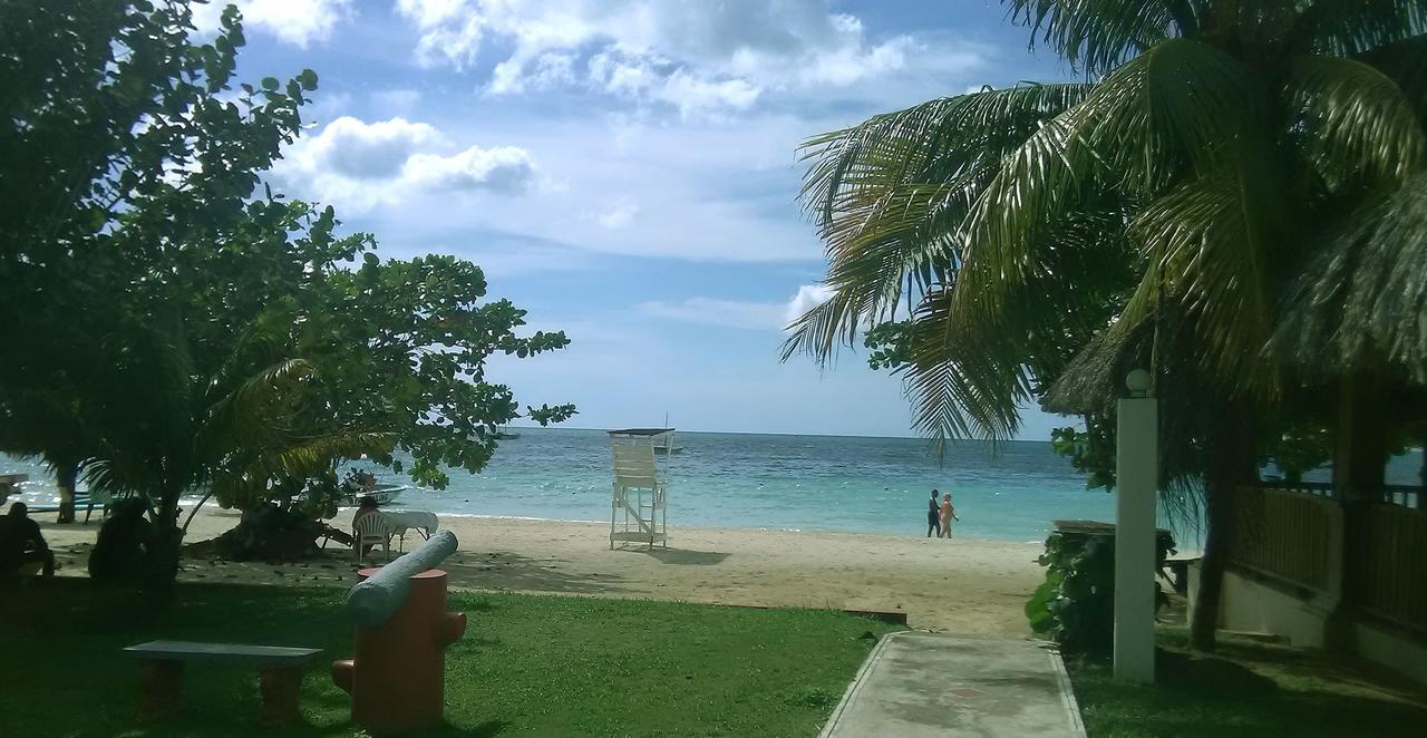 Ayurveda Resort ネグリル エクステリア 写真